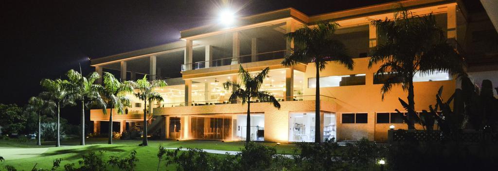 Diamond Bay Golf And Villas Nha Trang Extérieur photo